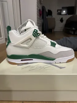 Jordan 4 Retro SB Pine Green DR5415-103  review riley 03