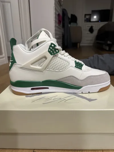 Jordan 4 Retro SB Pine Green DR5415-103  review riley 02