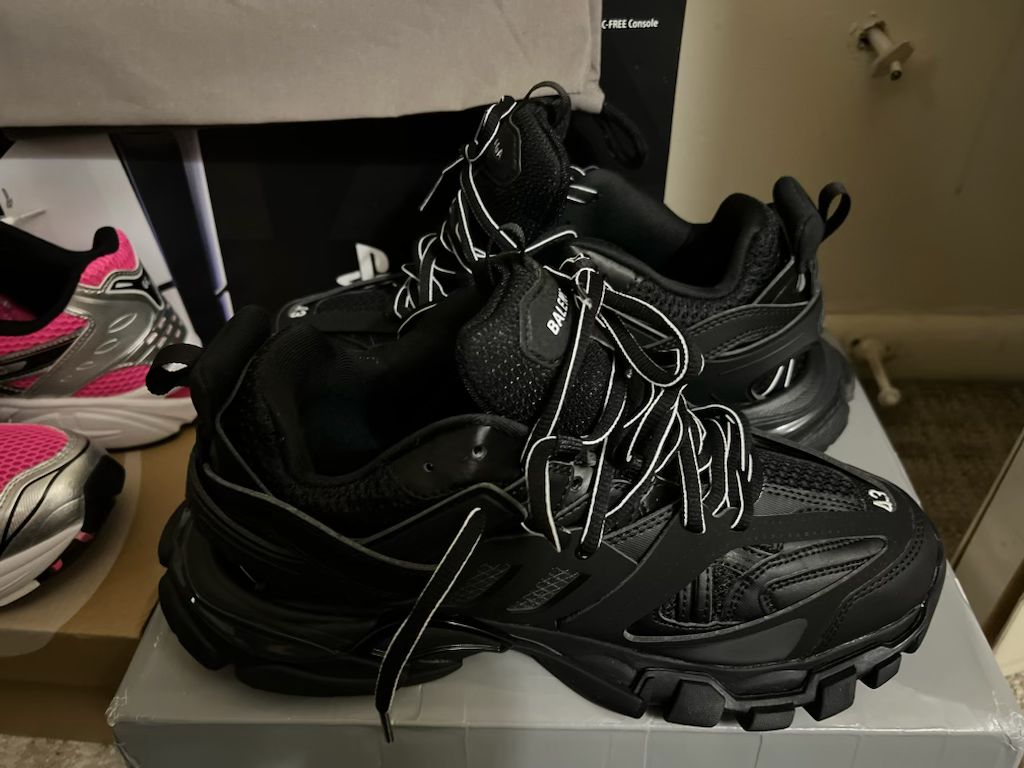 Balenciaga Track Black 542436 W1GB1 1000 review Javi