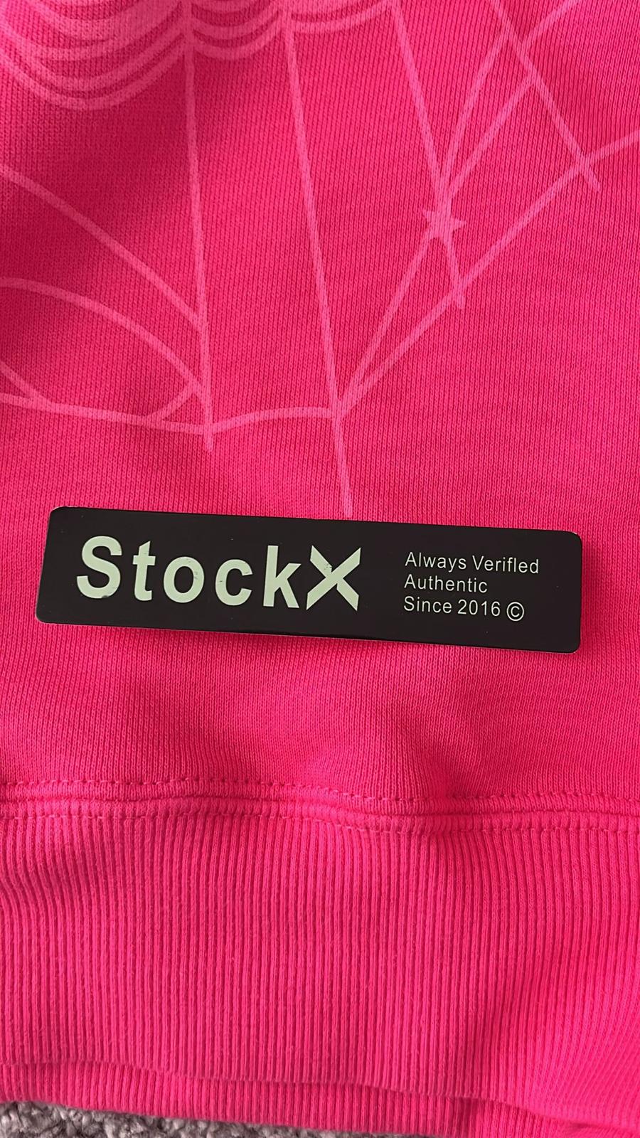 Sp5der P*NK Hoodie Pink review T 01