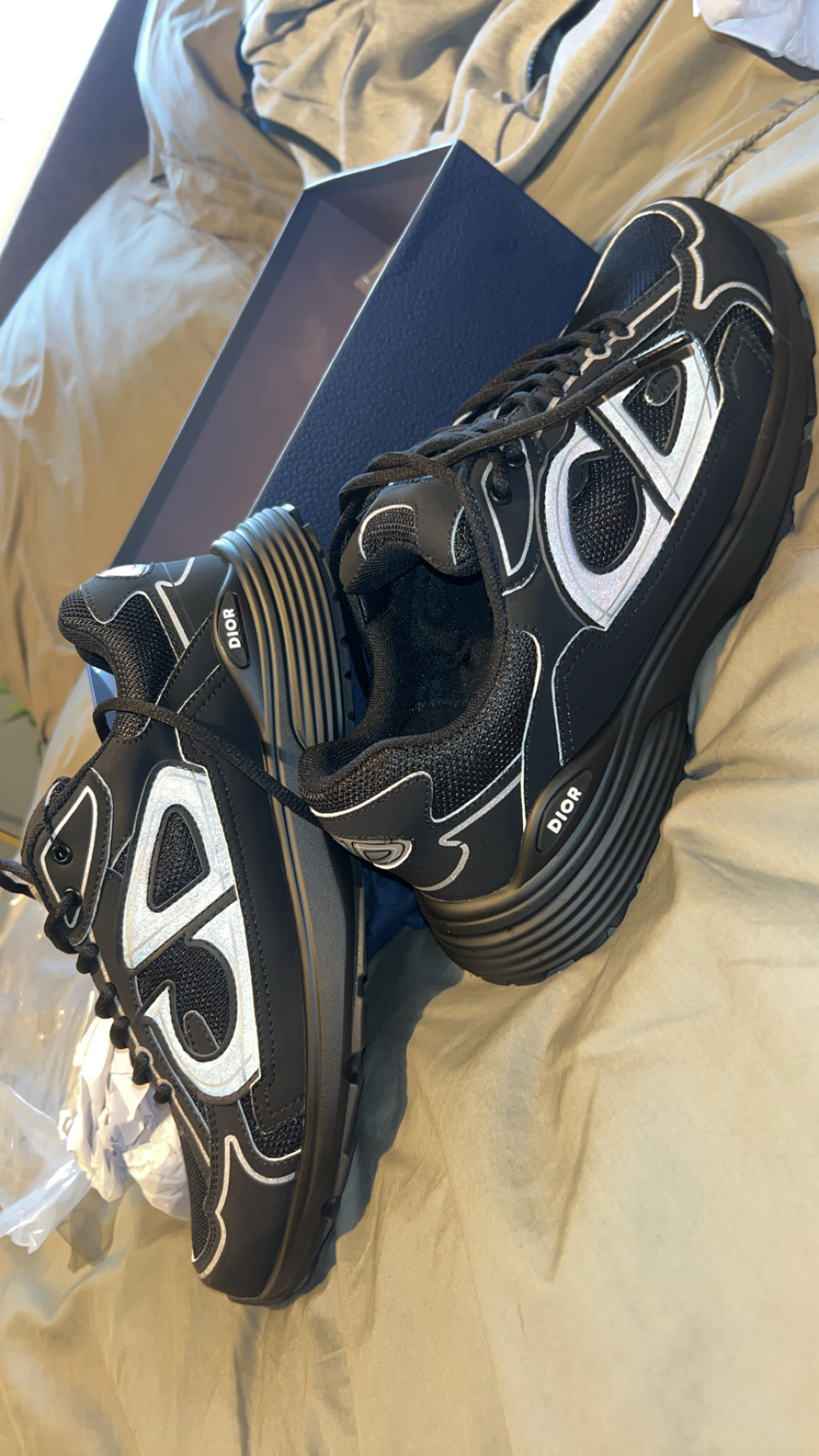 Dior B30 Triple Black 3SN279ZRF_H900 review OP