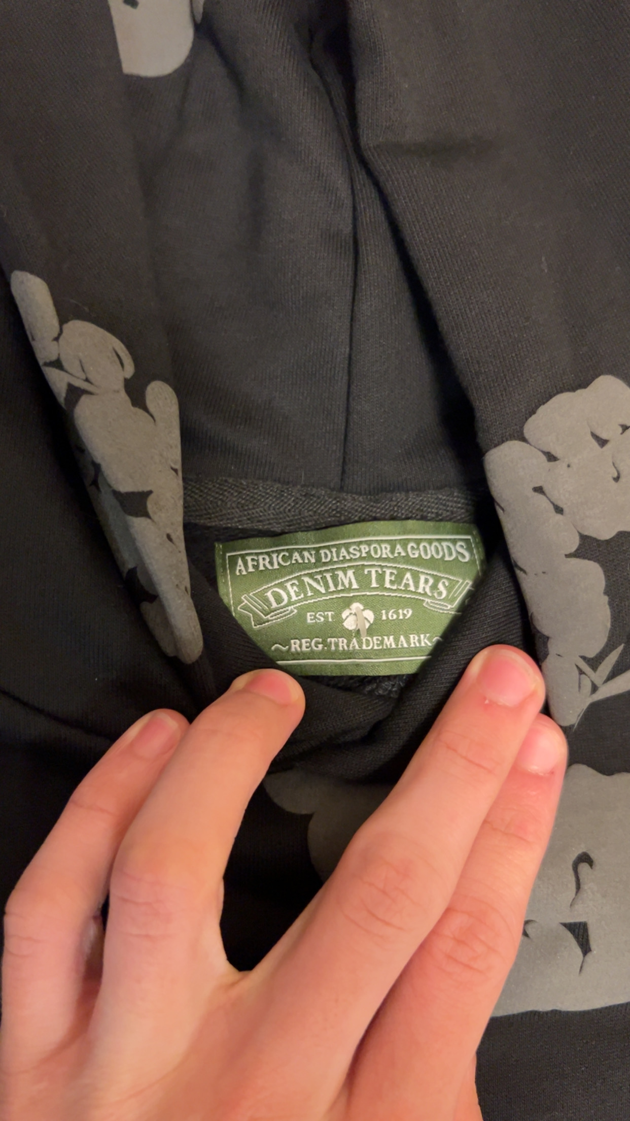 Denim Tears Cotton Wreath Hoodie Black Monochrome review Triston 00