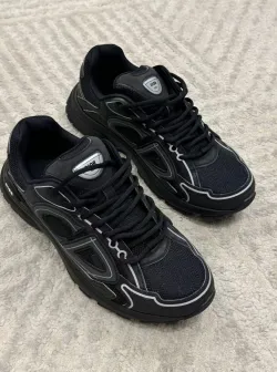 B30 Triple Black 3SN279ZRF_H900 review tyray