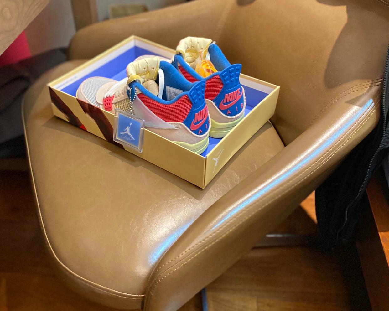 Jordan 4 Retro Union Guava Ice DC9533-800  review Maximilian