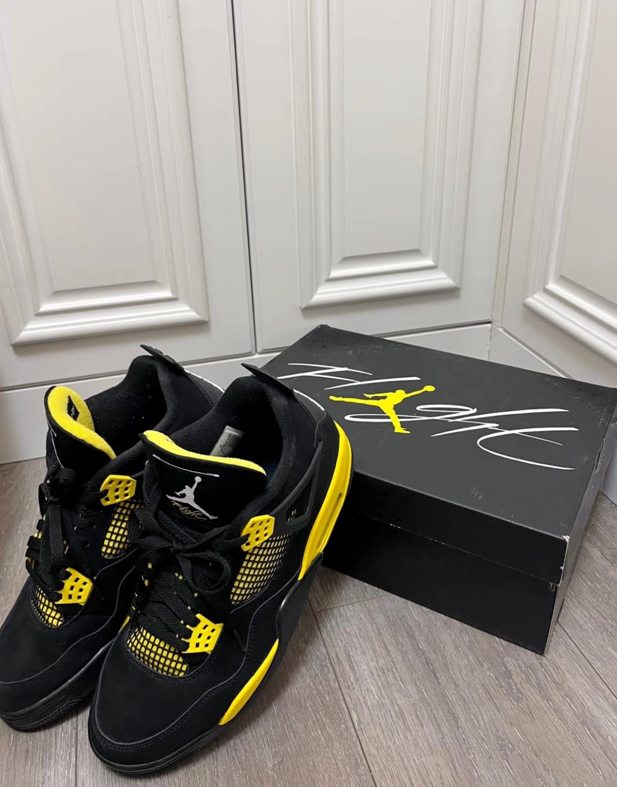 Air Jordan 4 Retro Thunder  DH6927-017 review Muhammed 00