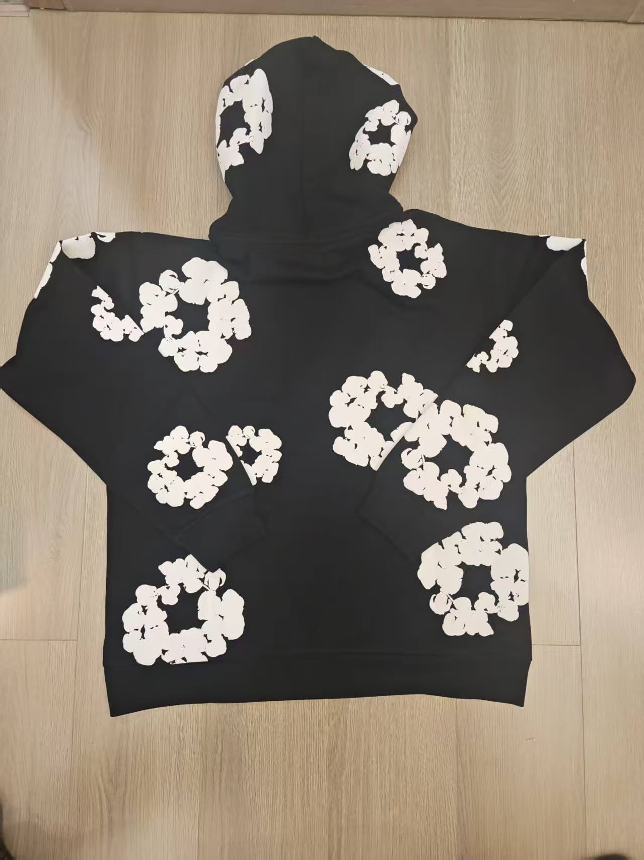 Denim Tears The Cotton Wreath Sweatshirt Black review Jason 01