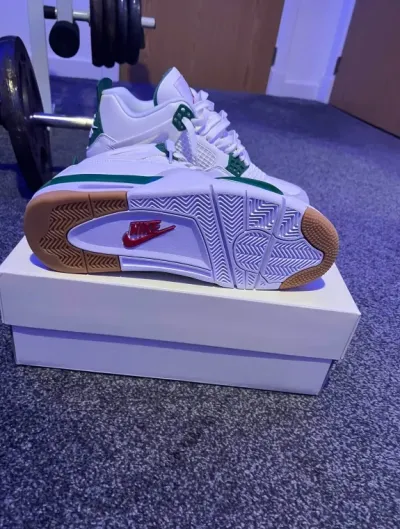 Jordan 4 Retro SB Pine Green DR5415-103  review Mark  02