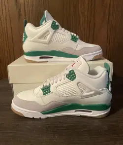 Jordan 4 Retro SB Pine Green DR5415-103  review Rafael 02