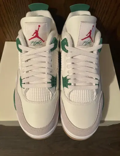 Jordan 4 Retro SB Pine Green DR5415-103  review Rafael 02