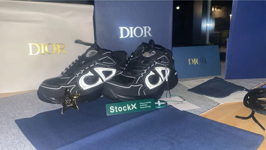 Dior B30 Black 3SN279ZMB_H969 review plug