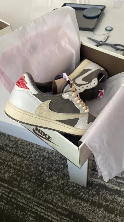 Jordan 1 Retro Low OG SP Travis Scott Reverse Mocha DM7866-162  review Venesha 