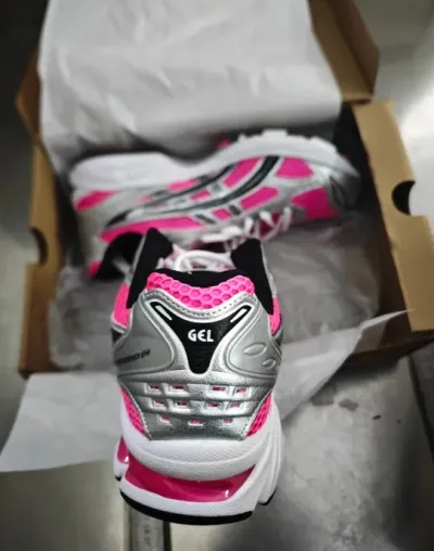 ASICS Gel-Kayano 14 Pink Glo 1201A019-700 review Kini  03