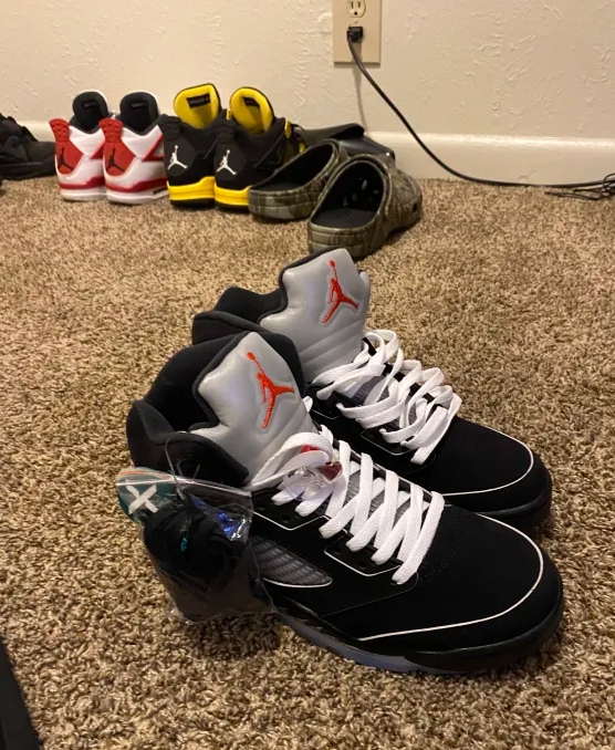 Jordan 5 Retro OG Black Metallic Reimagined HF3975-001 review Justin 01