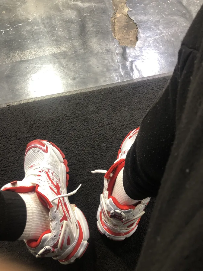 Balenciaga Runner White Red 677402 W3RB2 9060 review Kimberly