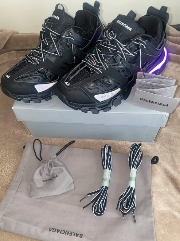 Balenciaga Track LED Black 555032 W1GB7 1000 review Jordan 01