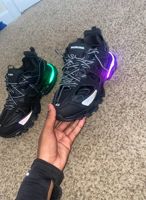 Balenciaga Track LED Black 555032 W1GB7 1000 review Jordan 03