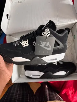 Air Jordan 4 Retro White Thunder FQ8138-001 review Carranza