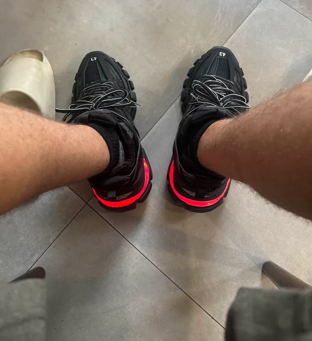 Balenciaga Track LED Black 555032 W1GB7 1000 review Preston