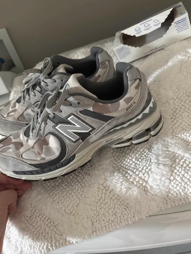 New Balance 2002R BAPE Grey M2002RBG review kruz