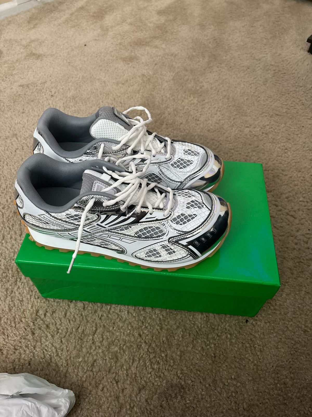 Bottega Veneta Orbit White Silver 741357V2X401425 review samuele