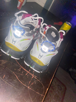 Balenciaga Runner Sneaker Multicolor 677402 W3RB6 8123 review rodriguez 02