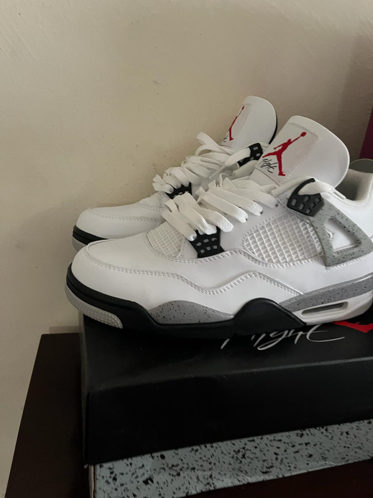 Jordan 4 Retro White Cement 840606-192  review Bryan