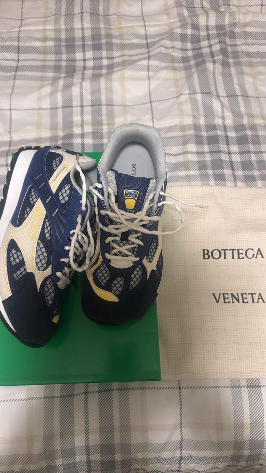 Bottega Veneta Orbit Blue review mook