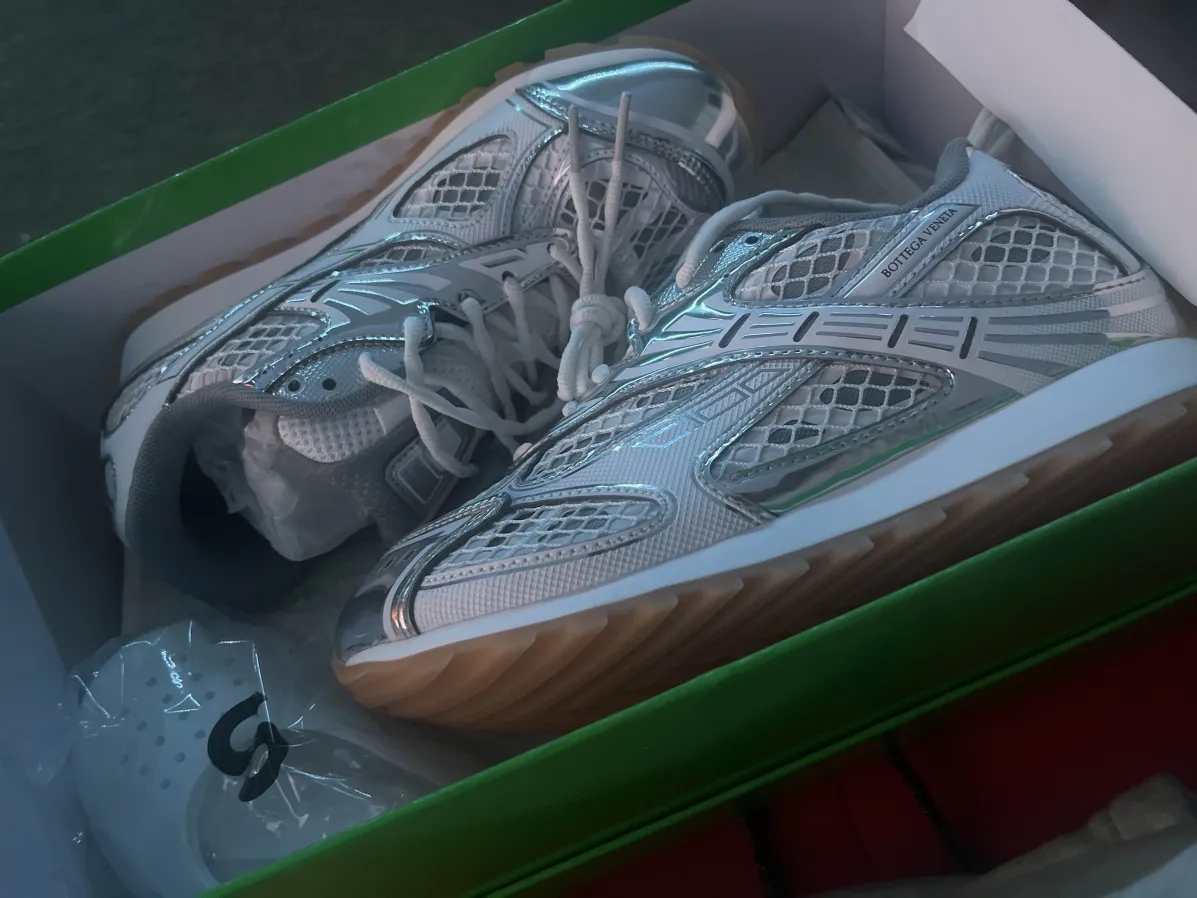 Bottega Veneta Orbit White Silver 741357V2X401425 review Jay Mitchell