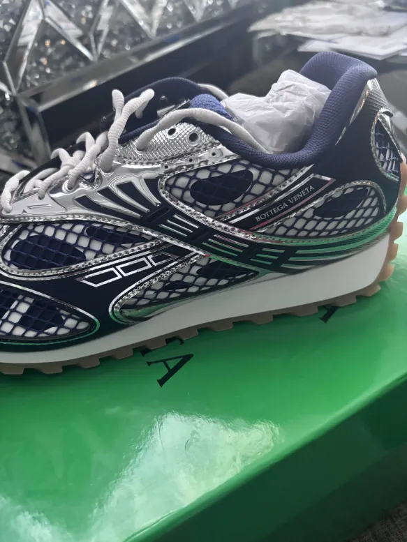 Bottega Veneta Orbit Abyss Silver review Samuel 00