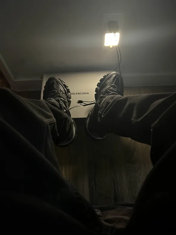 Balenciaga Track LED Black 555032 W1GB7 1000 review Tony 02