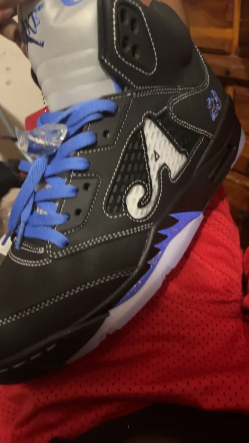 Jordan 5 Retro Awake NY Black DV4982-004 review Zap