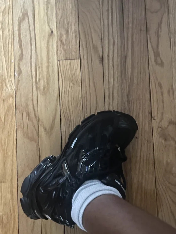 Balenciaga Runner Sneaker Black review Ivan 00
