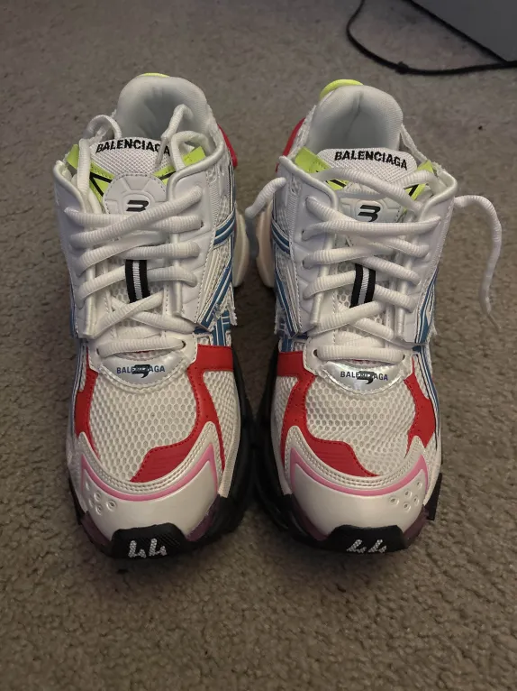 Balenciaga Runner White Blue Red 677402 W3RB6 9645 review Luis 02