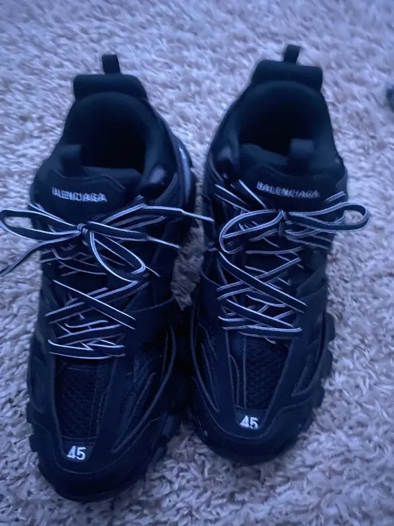 Balenciaga Track LED Black 555032 W1GB7 1000 review Javier 01