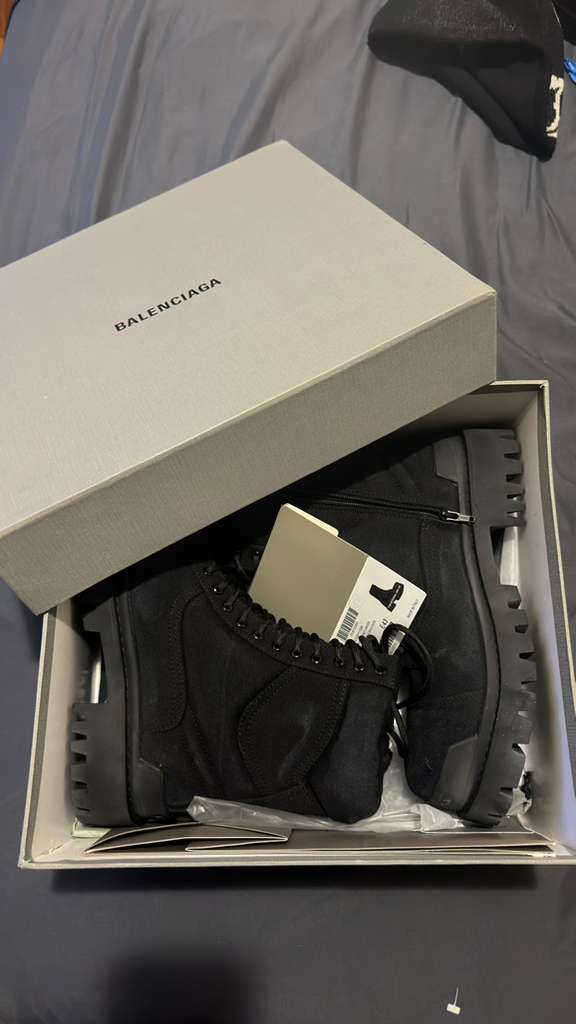 Balenciaga Strike Boots Black review Keysha 02