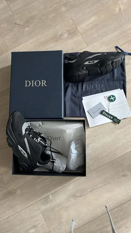 B22 Black Silver 3SN231ZNG_H969 review 0