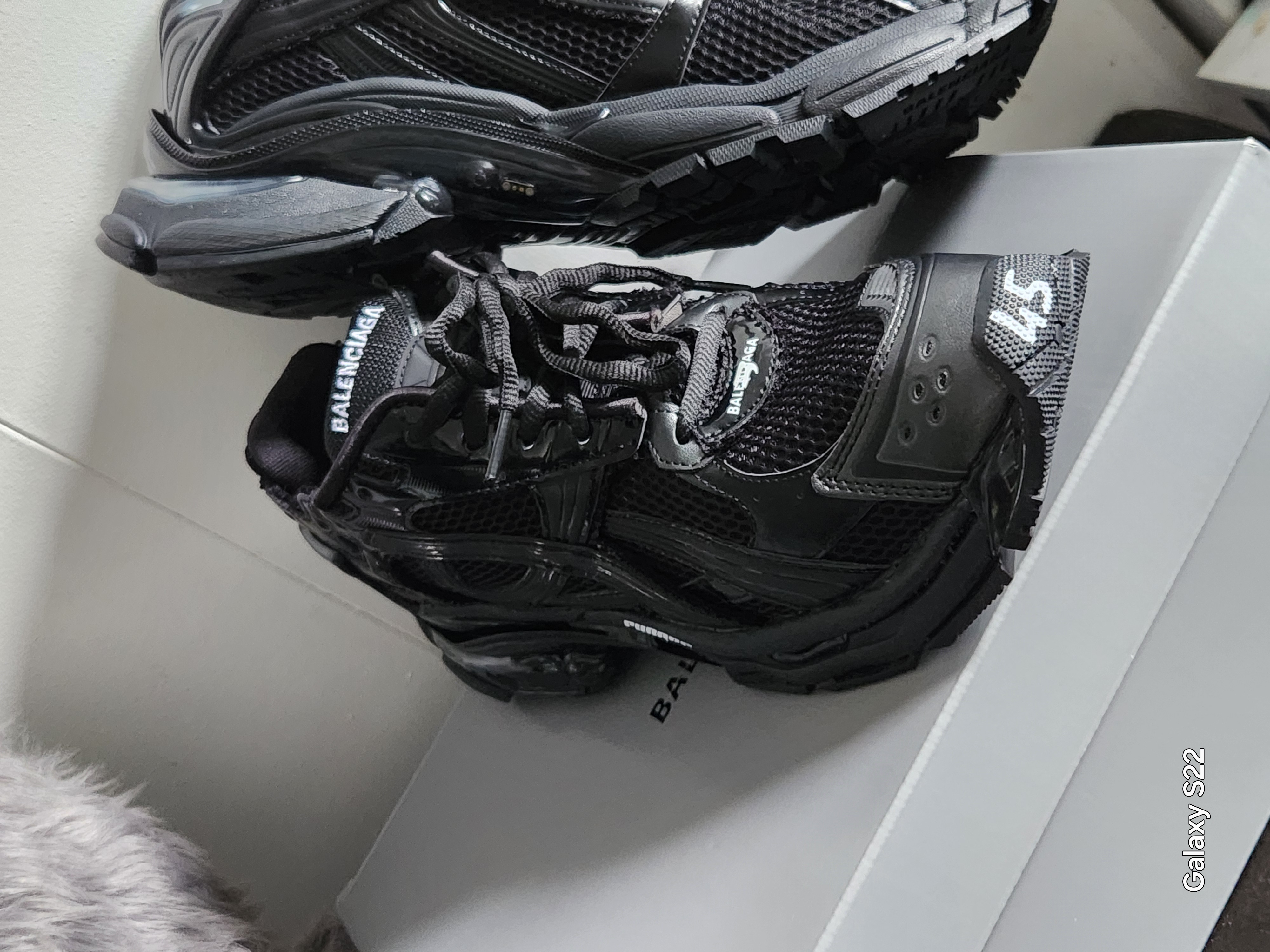 Balenciaga Runner Black LED  review Jayshawn king 00