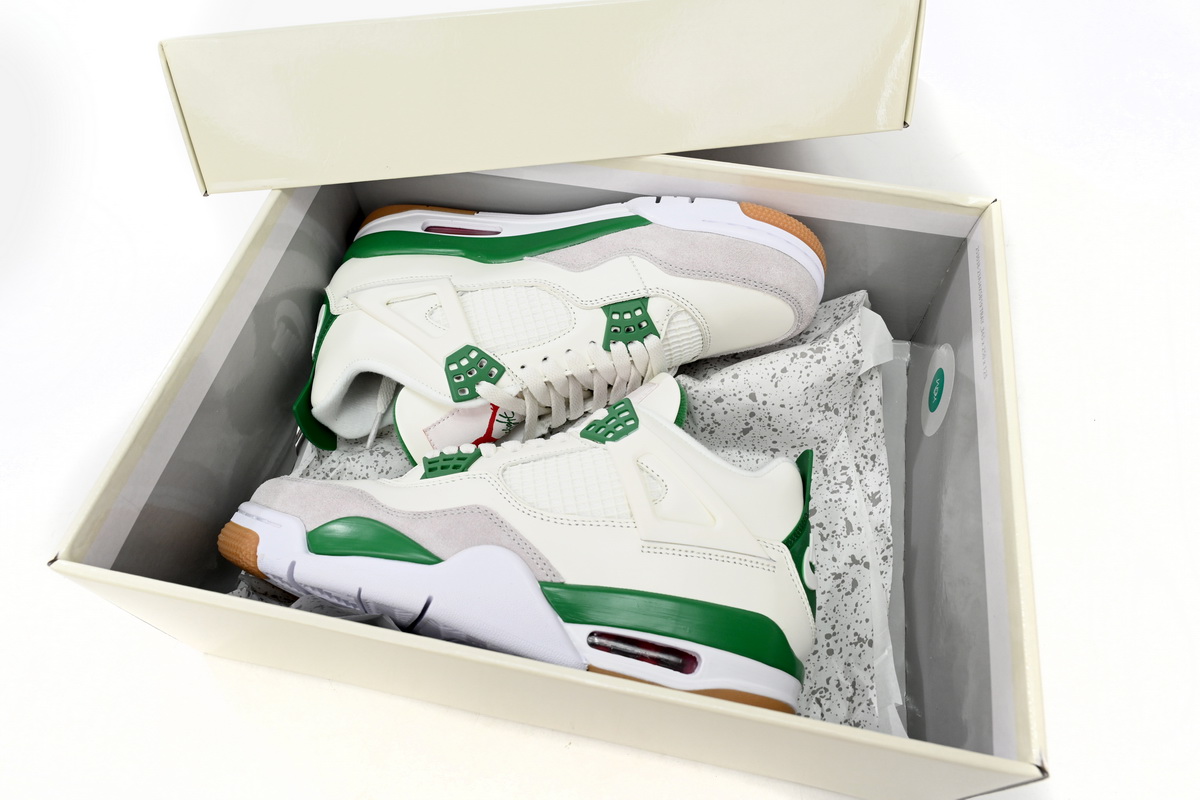 Why is Jordan 4 Pine Green Reps More Popular With Womens?
