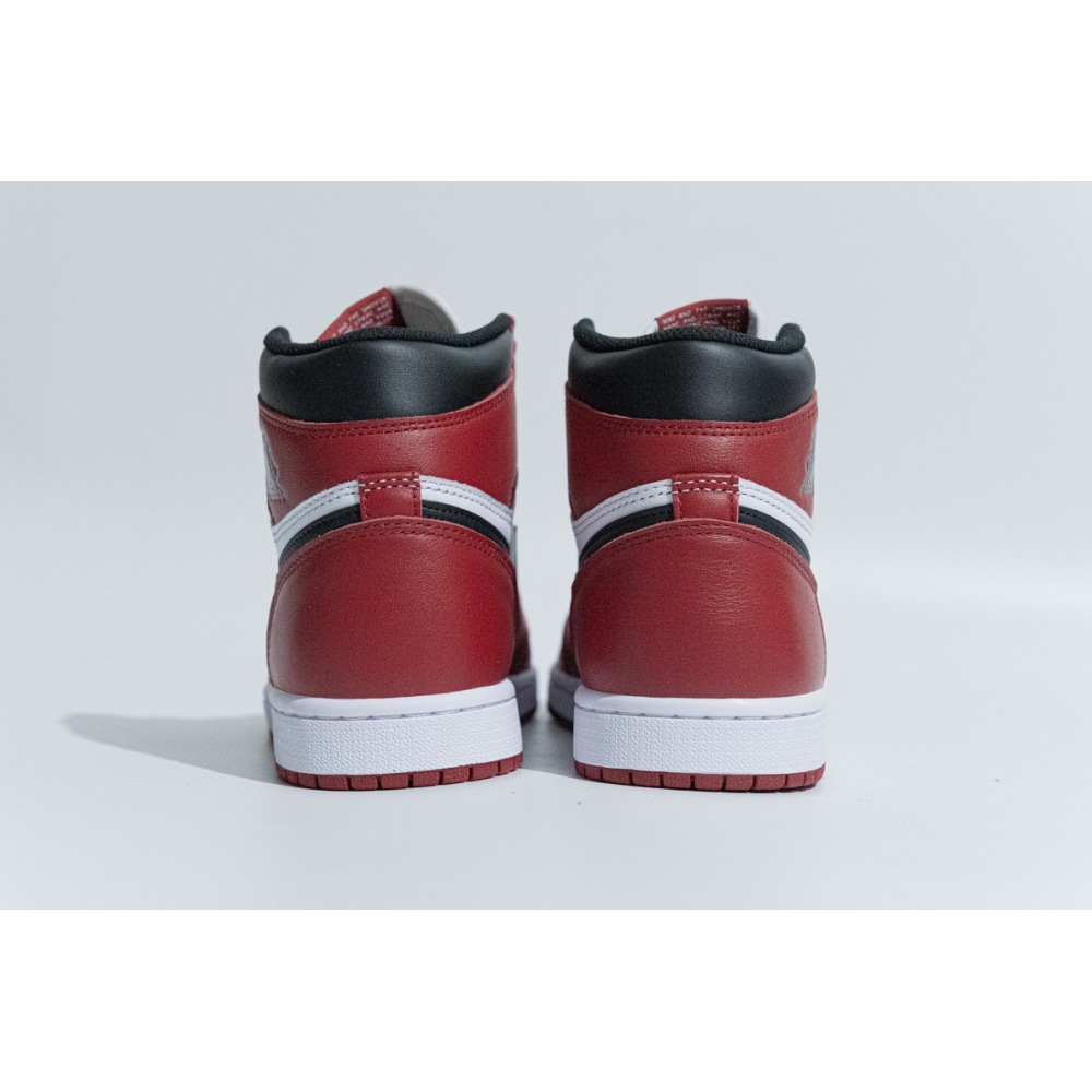 How are the CocoKicks Jordan 1 Retro Chicago (2015) 555088-101 for sale?