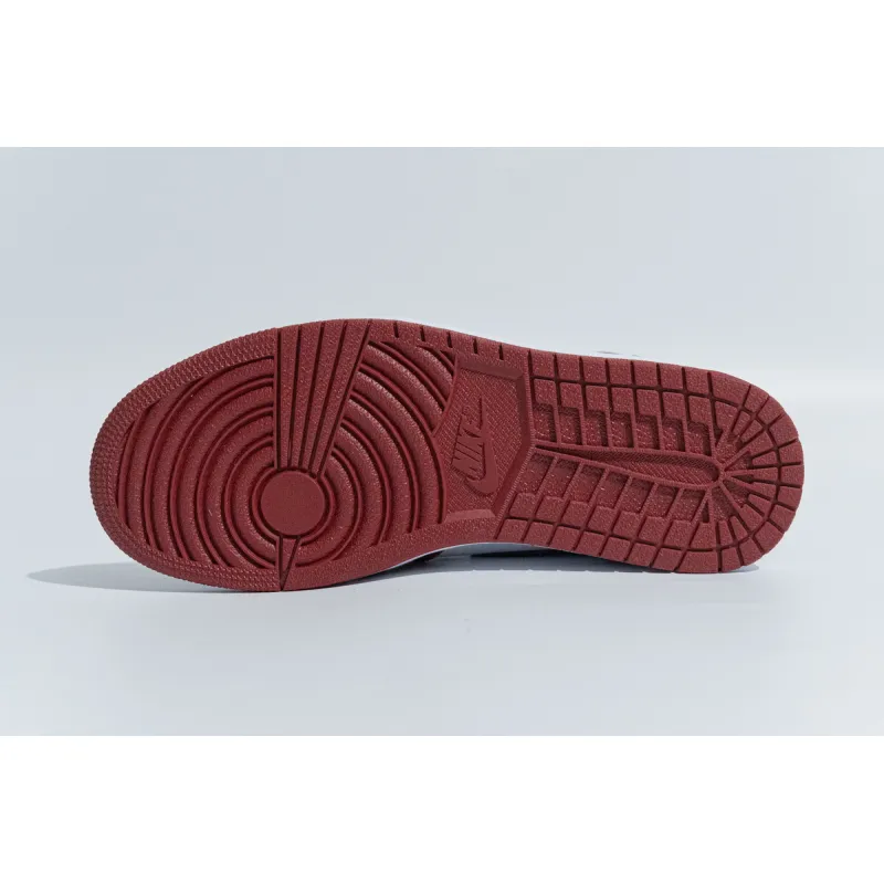 How are the CocoKicks Jordan 1 Retro Chicago (2015) 555088-101 for sale?