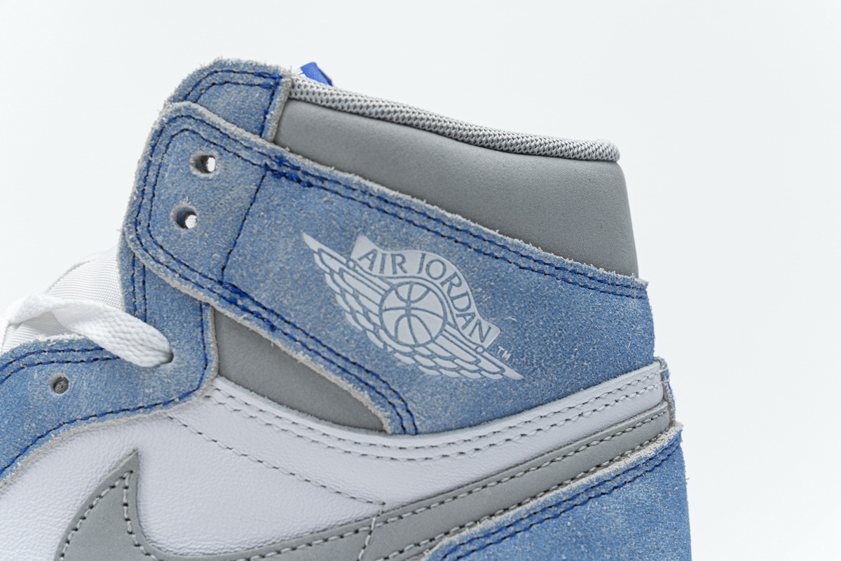 CocoKicks Jordan 1 Retro High Hyper Royal Smoke Grey 555088-402