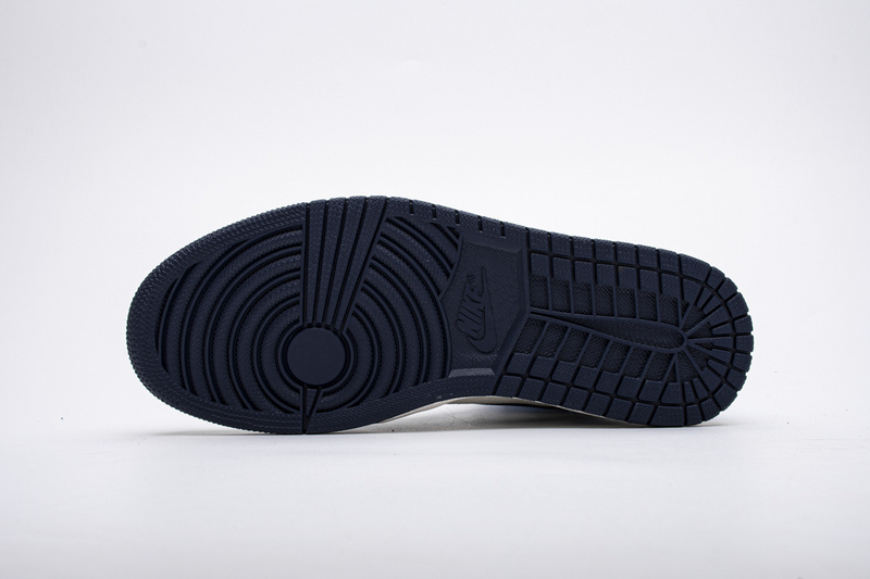 CocoKicks Jordan 1 Retro High Obsidian UNC 555088-140