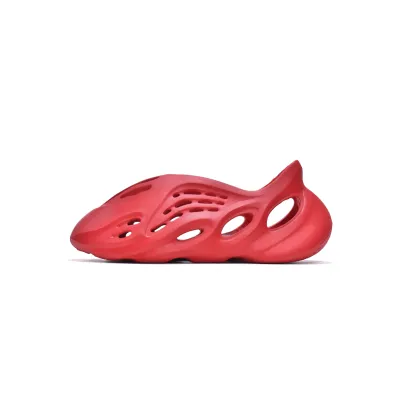 CocoKicks Yeezy Foam RNNR Vermillion GW3355 02