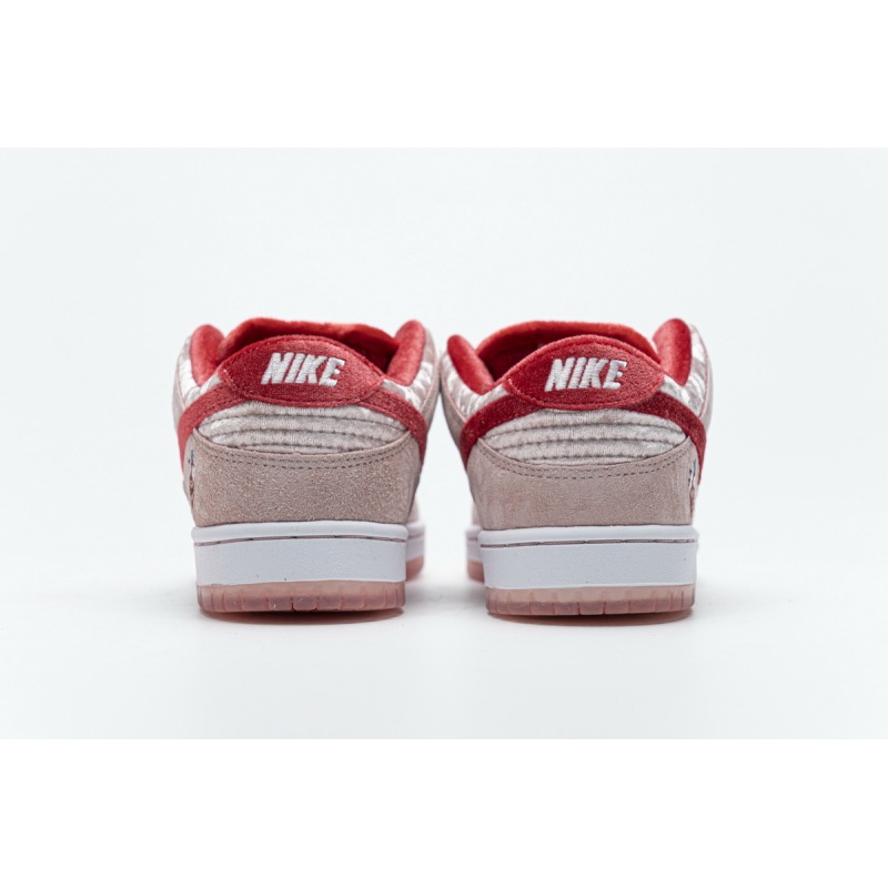 CocoKicks SB Dunk Low StrangeLove Skateboards CT2552-800