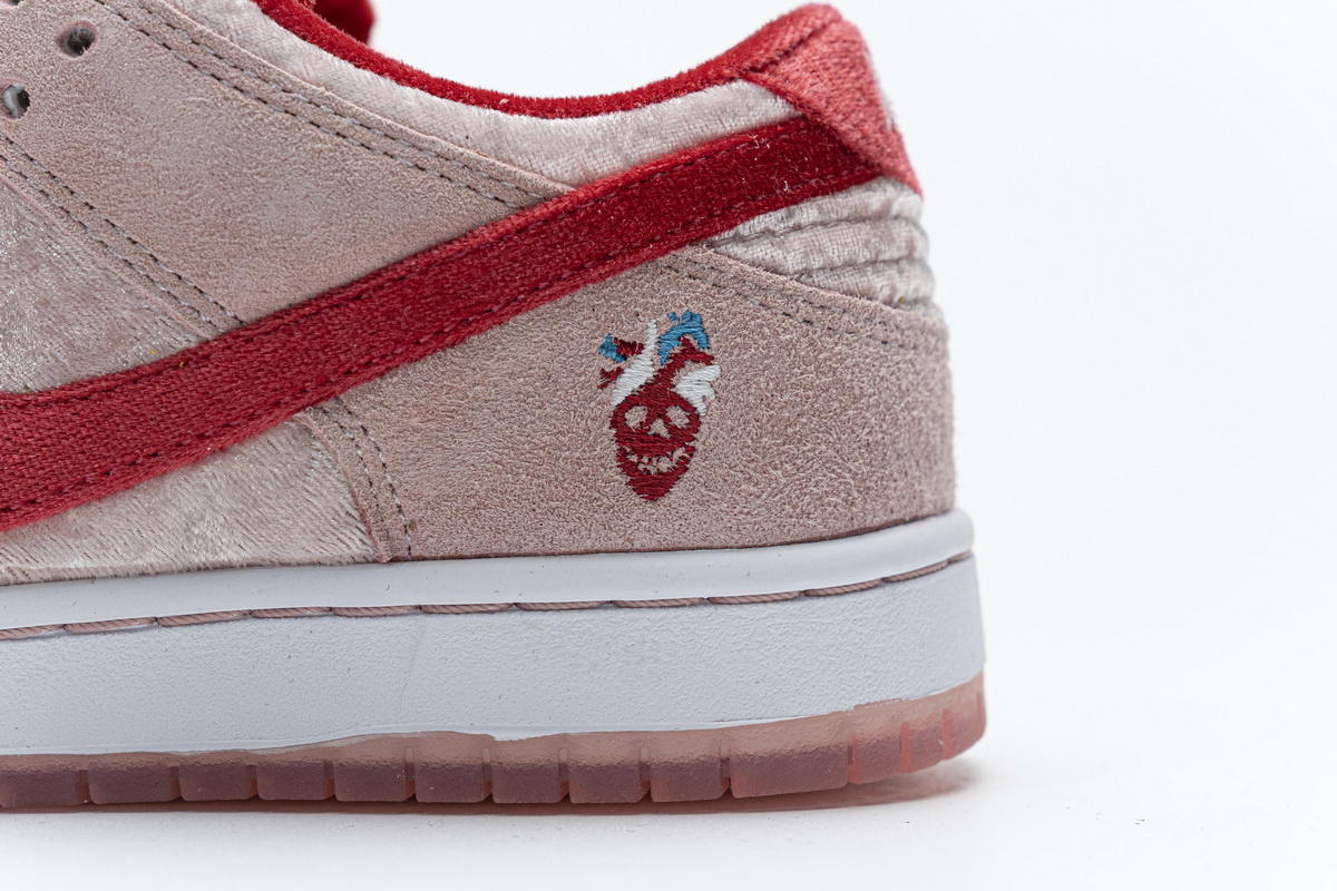CocoKicks SB Dunk Low StrangeLove Skateboards CT2552-800