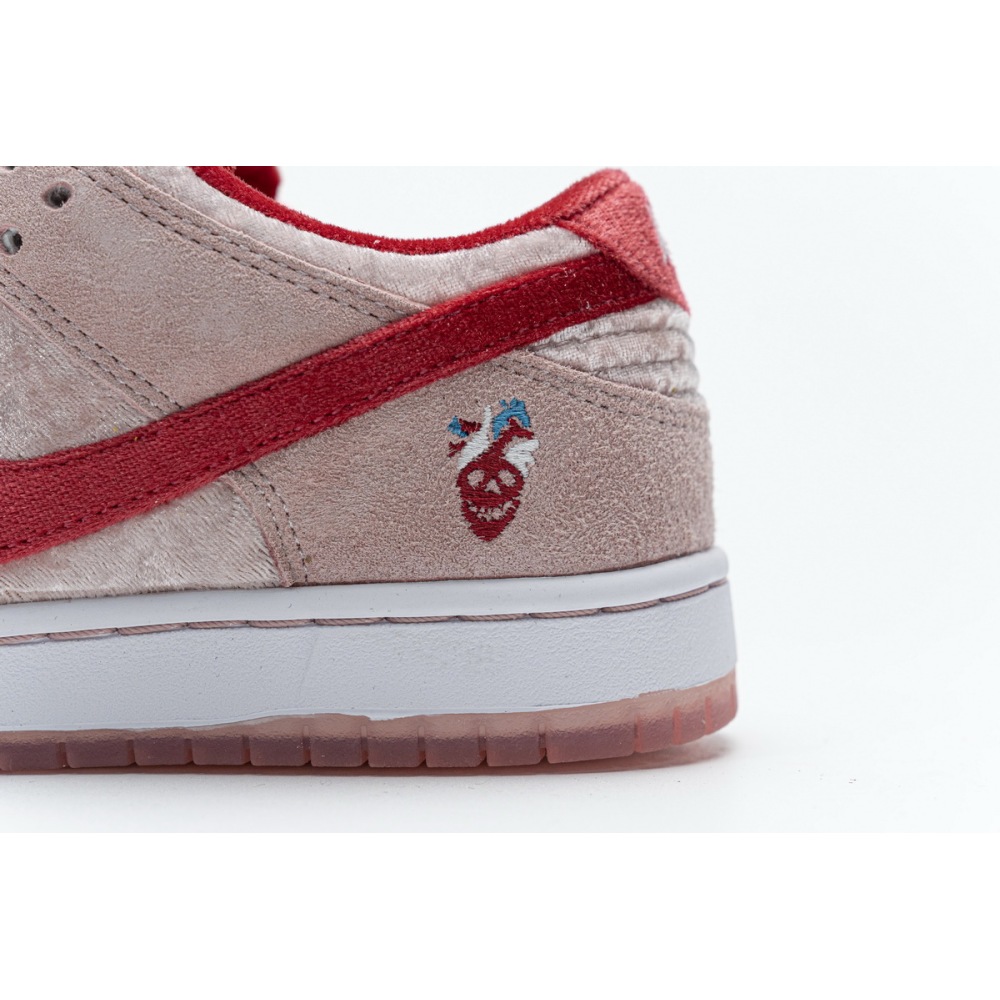 CocoKicks SB Dunk Low StrangeLove Skateboards CT2552-800