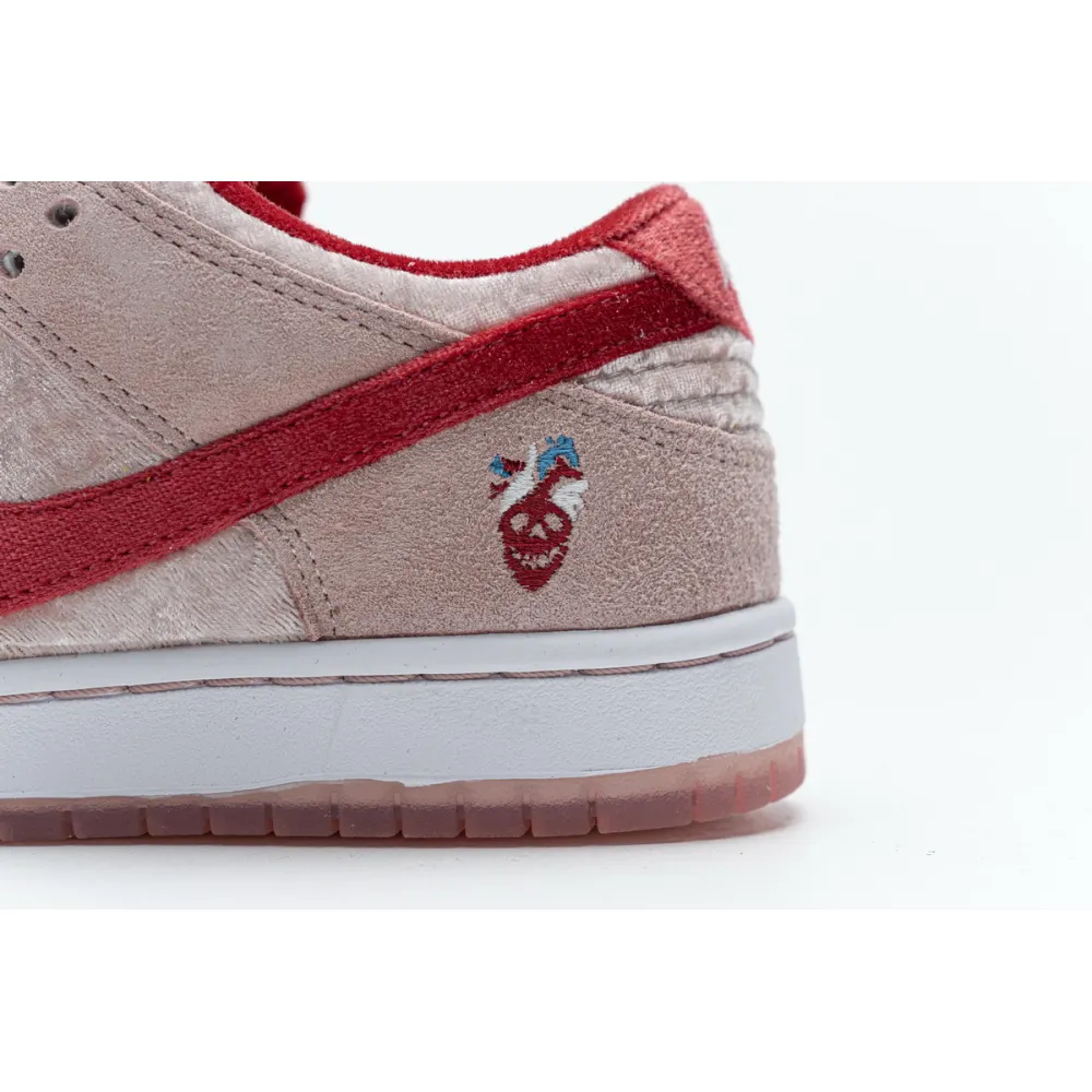 CocoKicks SB Dunk Low StrangeLove Skateboards CT2552-800