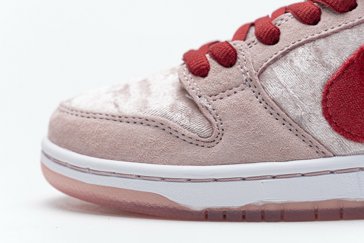 CocoKicks SB Dunk Low StrangeLove Skateboards CT2552-800