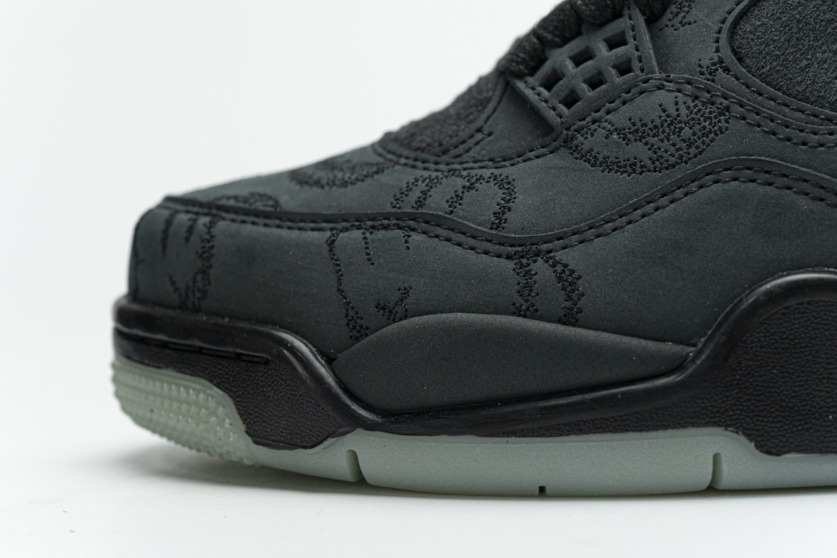 CocoKicks Jordan 4 Retro Kaws Black 930155-001