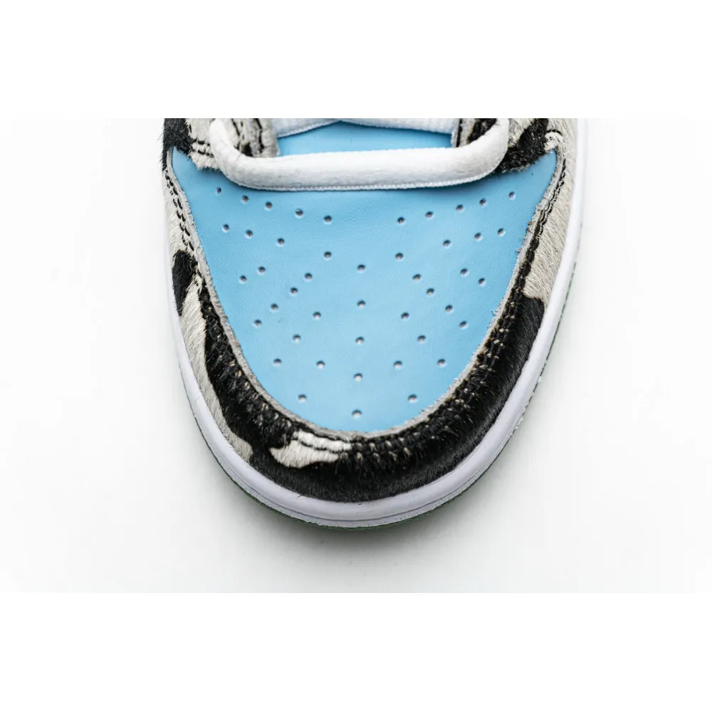 CocoKicks SB Dunk Low Ben & Jerry's Chunky Dunky CU3244-100